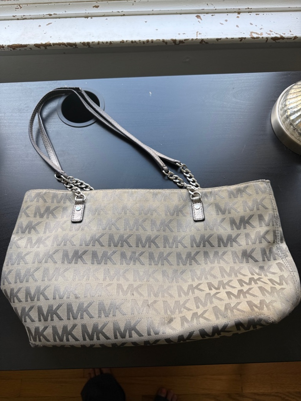 Michael Kors Gray MK Logo Chain-strap Tote - Picture 4 of 11